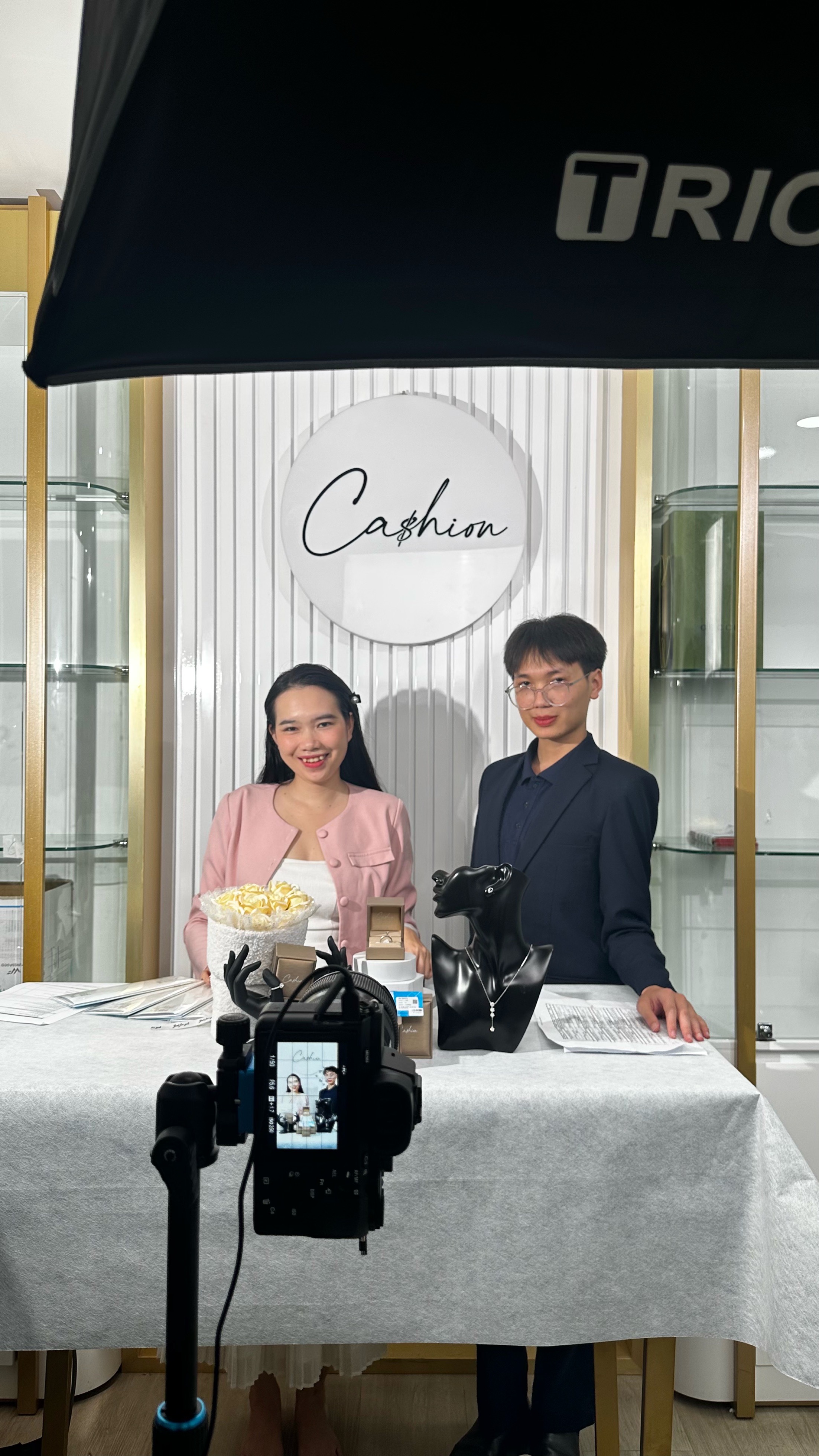 Template trang sức Cashion 2